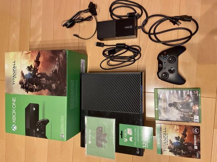 Boîte Xbox One Titanfall – édition Spéciale, Console Non Incluse