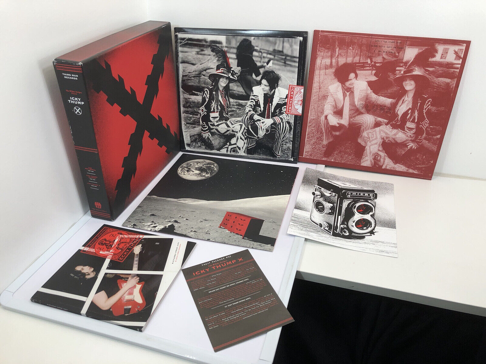 The White Stripes Deluxe Icky Thump X Third Man Records Vault #33 Box Set!!