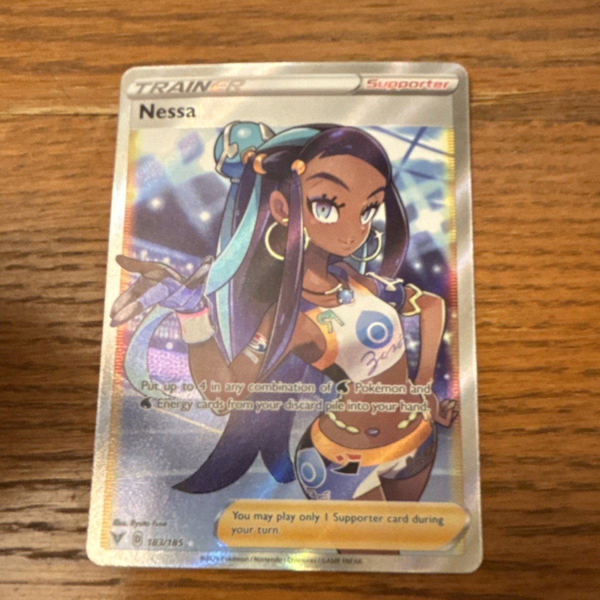 Pokmon Nessa Full Art Swsh04 Vivid Voltage Holo 183/185