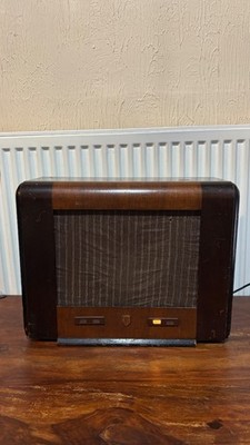 Vintage Ekco Modell A 110 Tischradio aus Holz - funktionstüchtig