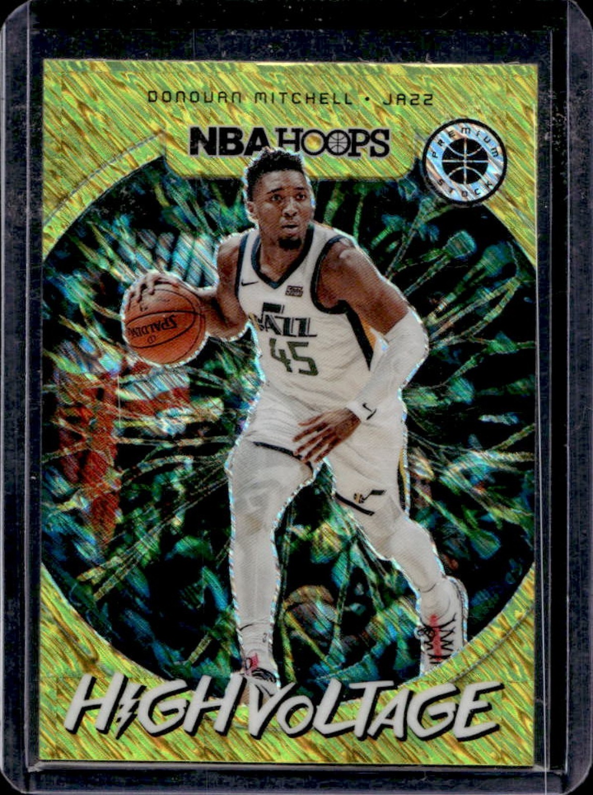 2019-20 Hoops Donovan Mitchell High Voltage #8 Jazz