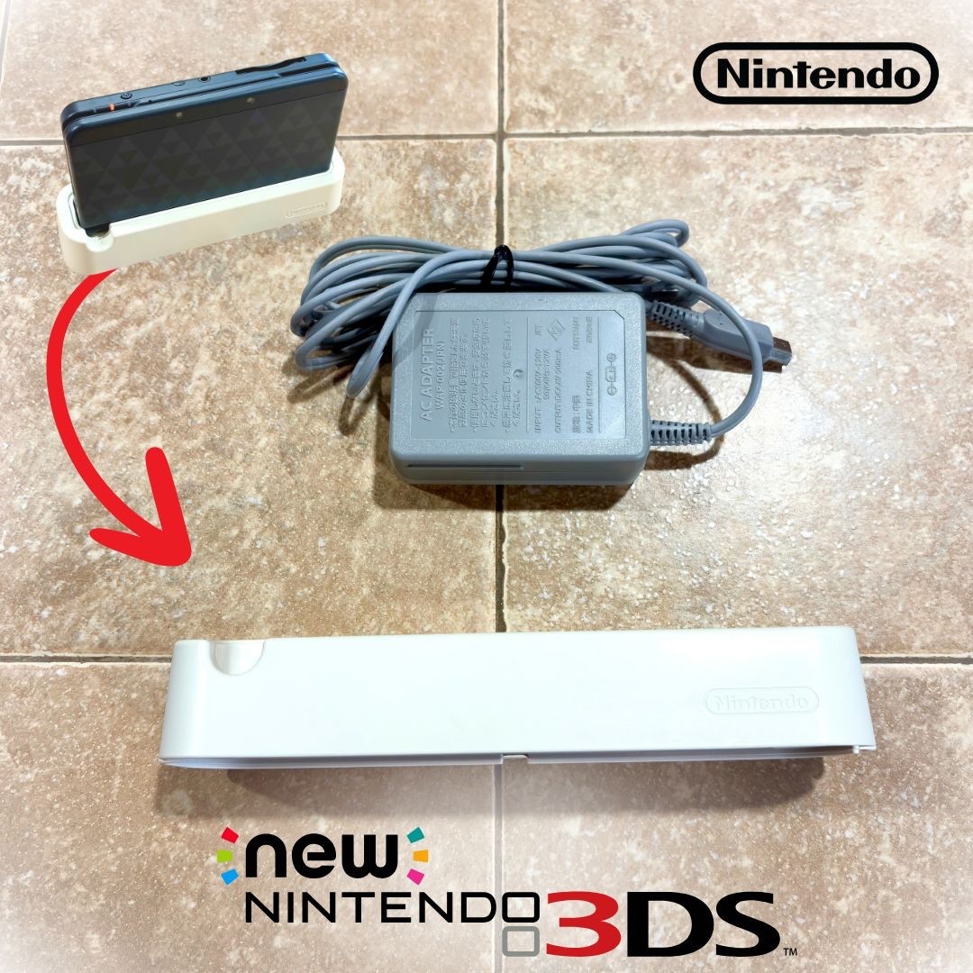 Genuine NEW Nintendo 3DS Charging Dock Stand Cradle WHITE OEM