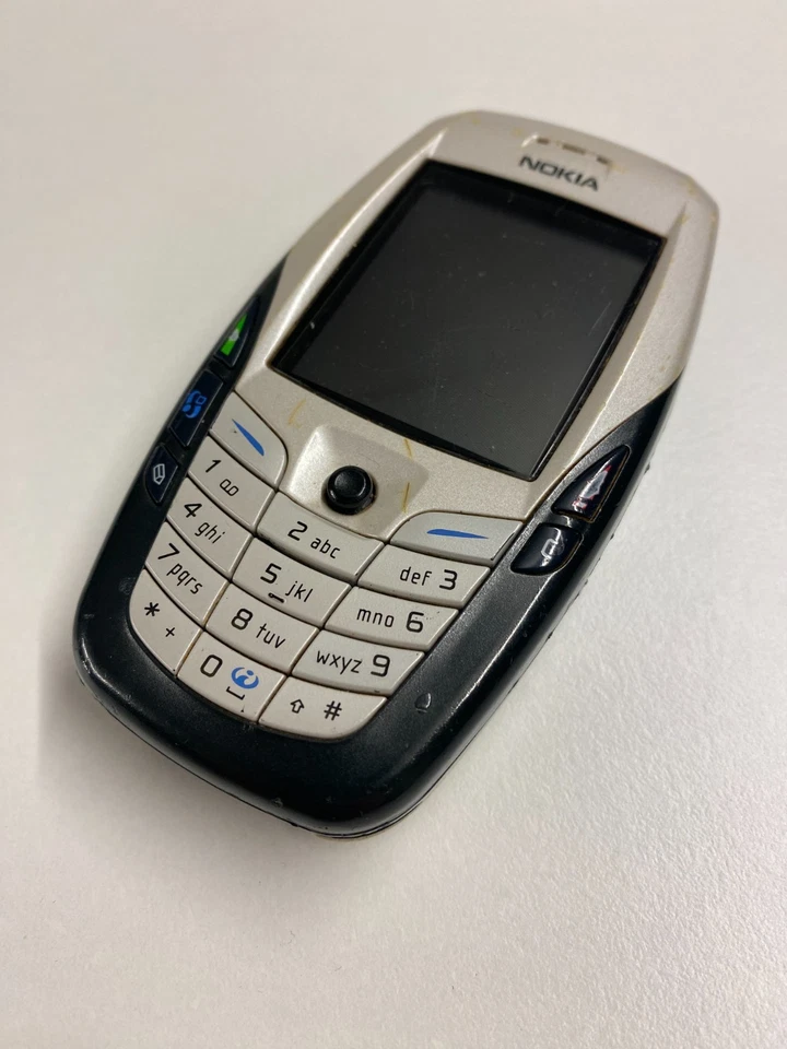 Nokia 6600 - smartphone Symbian iconico primi anni 2000 - con caricatore - Immagine 2 di 4