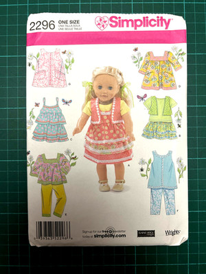 18'' Puppenkleidung Schnittmuster NEU & UNGESCHNITTEN - Simplicity 2296 - 6 Outfits
