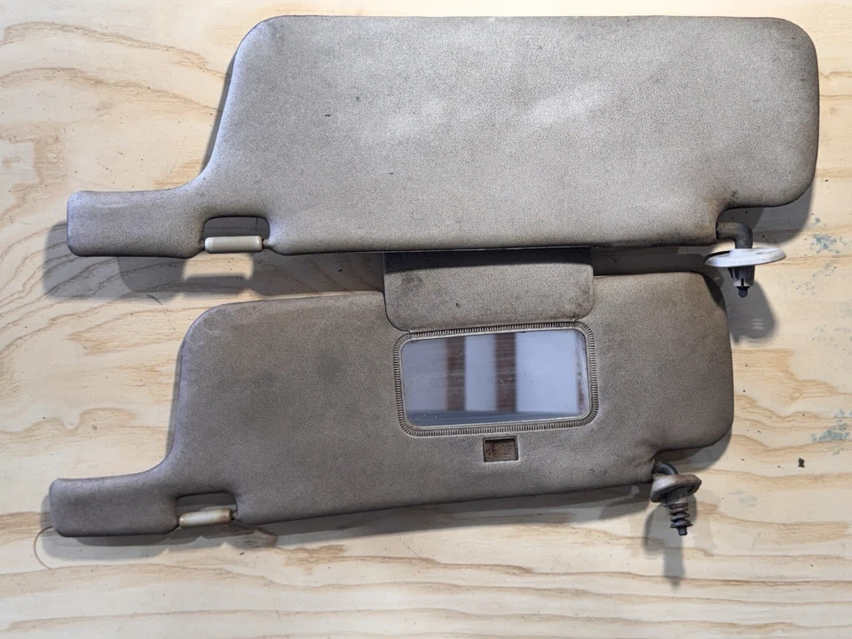 Par de parasoles originales 89-94 Nissan 240SX S13 - necesitan trabajo OEM color bronceado Ish Foto 2 de 4