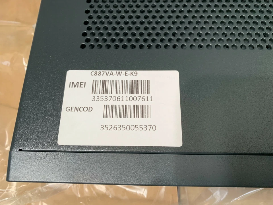 Cisco 887VA Annex A router with VDSL2/ADSL2+ over - Photo 3/4