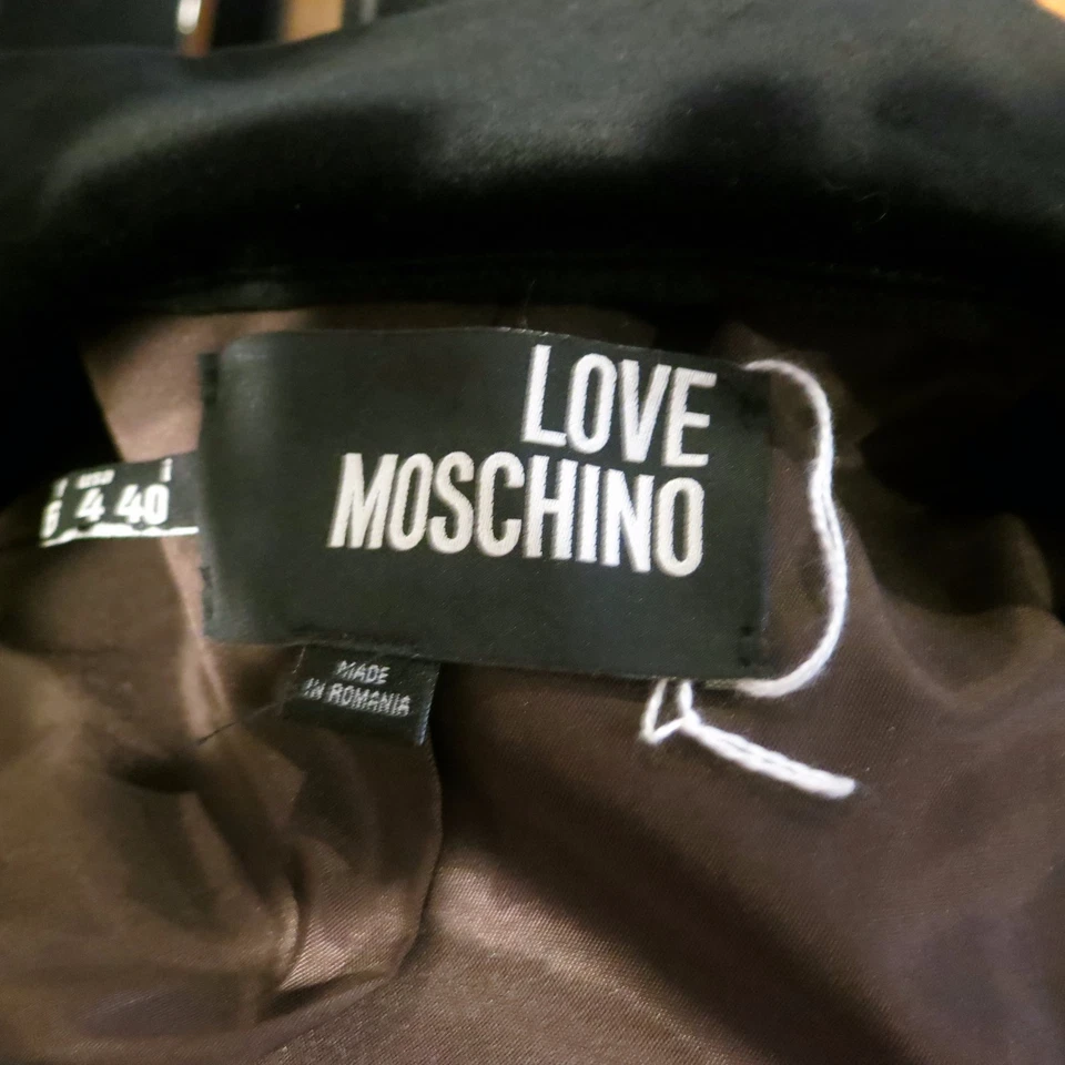 CHAQUETA BLAZER LOVE MOSCHINO MARRÓN LANA PLISADA CUELLO TERCIOPELO Y RIBETE 4 Foto 4 de 4