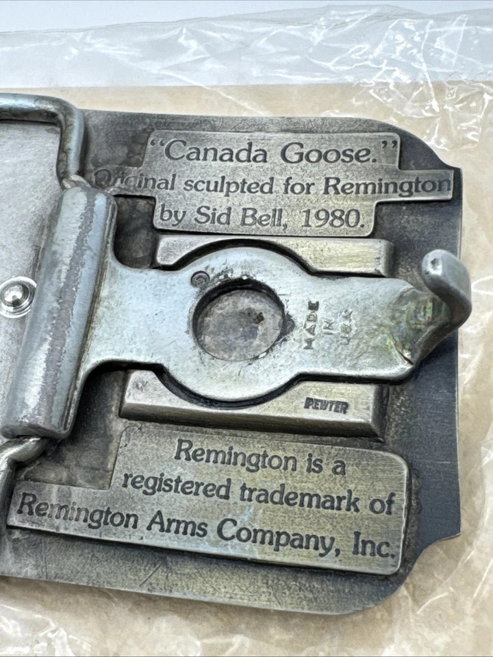 Vintage NOS NEW & UNUSED REMINGTON BELT BUCKLE Gold Goose - Pewter - Image 4 of 4