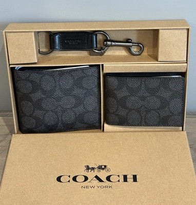 NWT COACH 3 In 1 Wallet And Key Fob 3 Piece Boxed Gift Set