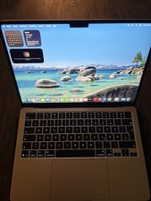 MacBook Air 13” M4 – 16 GB / 256 GB – neuwertig – Rechnung vorhanden