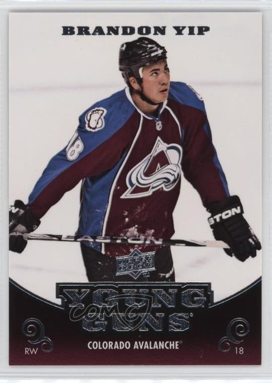 2010-11 Upper Deck Young Guns Brandon Yip #217 8sr