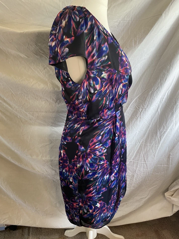 Darling Dress Beautiful Colours Purples Pinks And Black Size M - Image 2 of 4