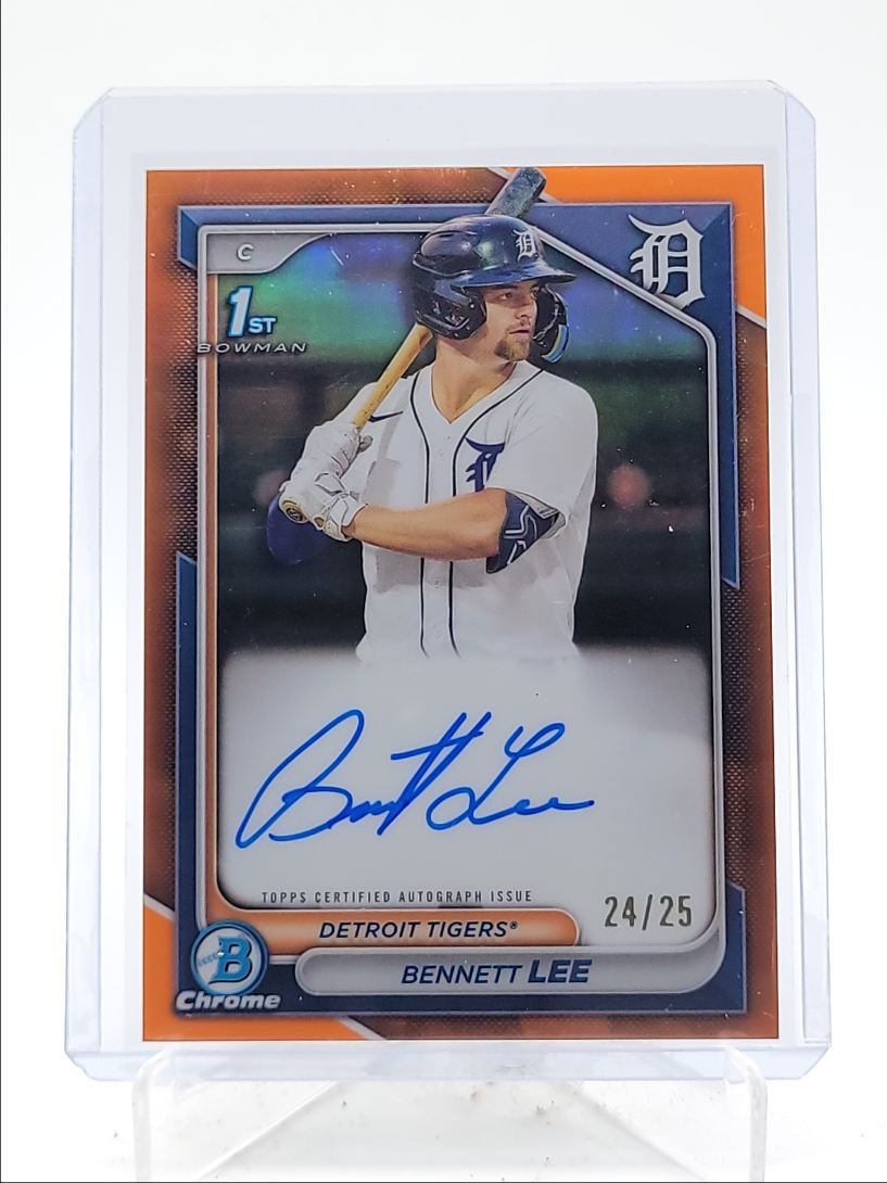 BENNETT LEE 2024 BOWMAN CHROME 1ST AUTOGRAPH TRUE ORANGE AUTO /25 Q0566