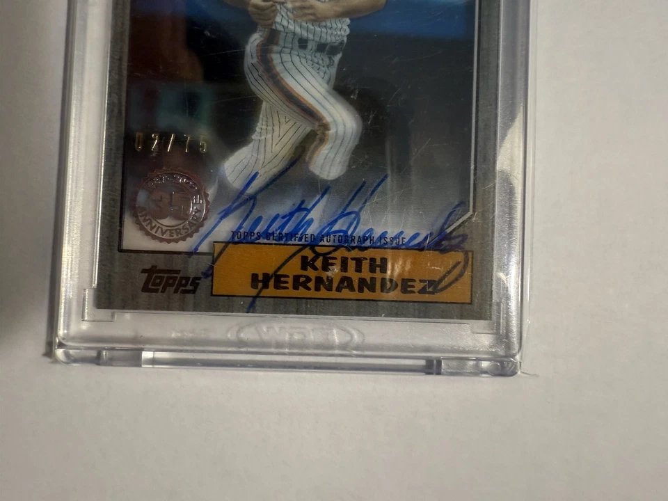 Keith Hernandez Gold Auto/75 2022 Topps Claramente Auténtico Acetato Mets Legend Foto 3 de 4