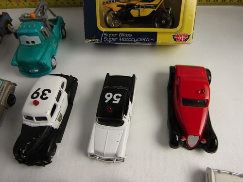 22 Diecast Toy car lot, Hot wheels, Jada, Matchbox, Majorette, Maisto, disney - Picture 7 of 8
