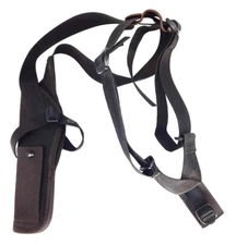 Uncle Mike’s Vertical Shoulder Holster Black Size 2, Right Hand