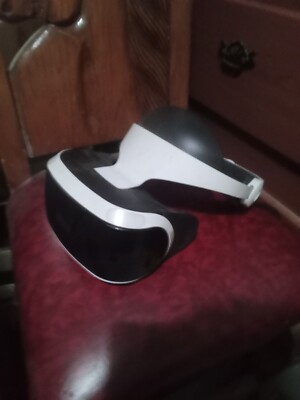 Sony PlayStation 4 3001560 VR Headset