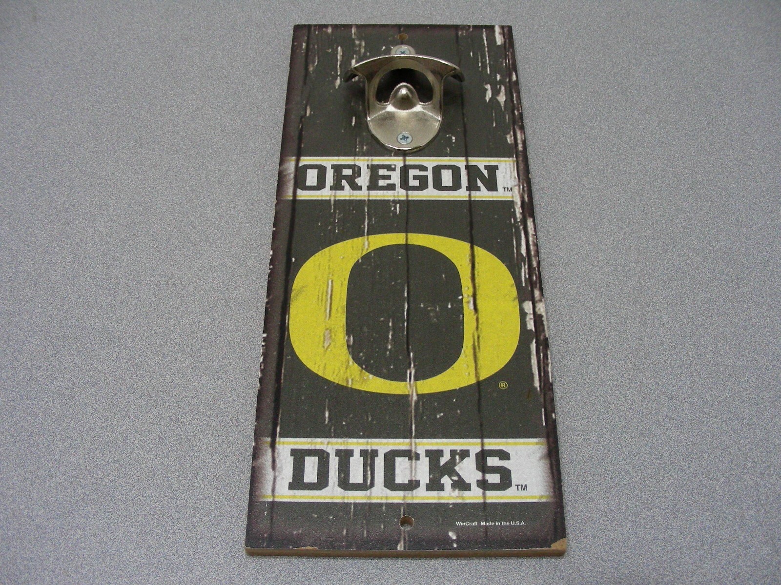 OREGON DUCKS - Wood Sign with Metal Bottle Opener!