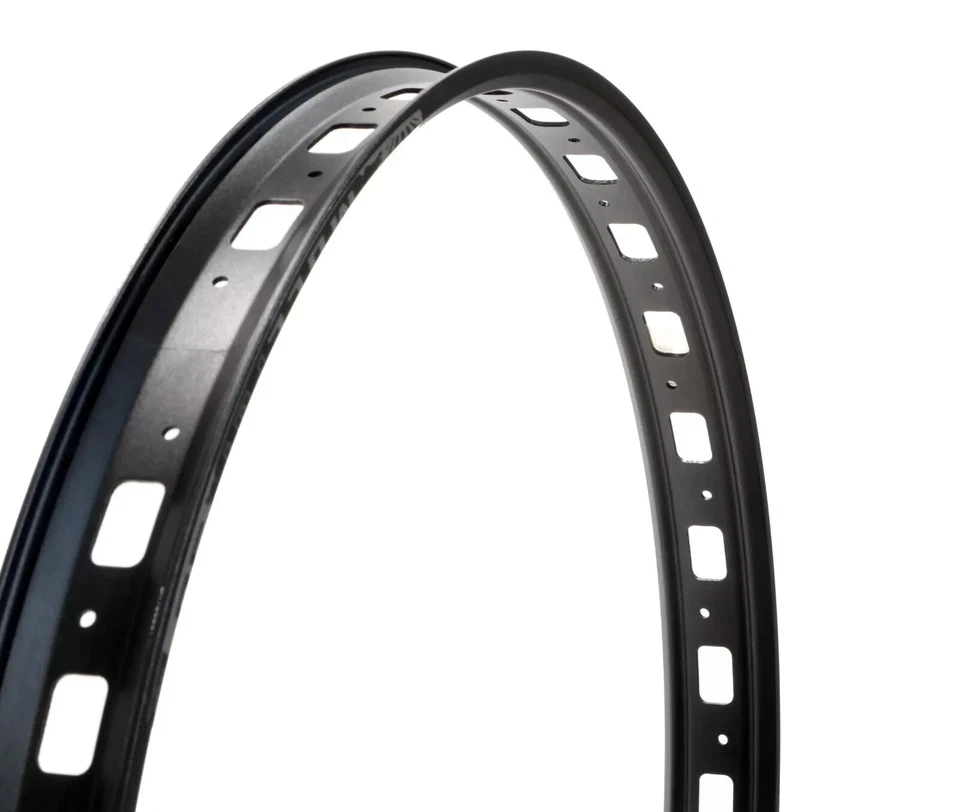 Llanta SunRingle Mule FUT 65SL MTB 27,5′′ 584x59 PV 32S solo disco TLR ¡Envío gratuito! Foto 3 de 4