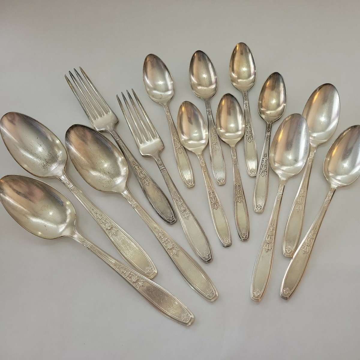 Serving Spoon 1847 Rogers Bros Silverware Daffodil Pattern