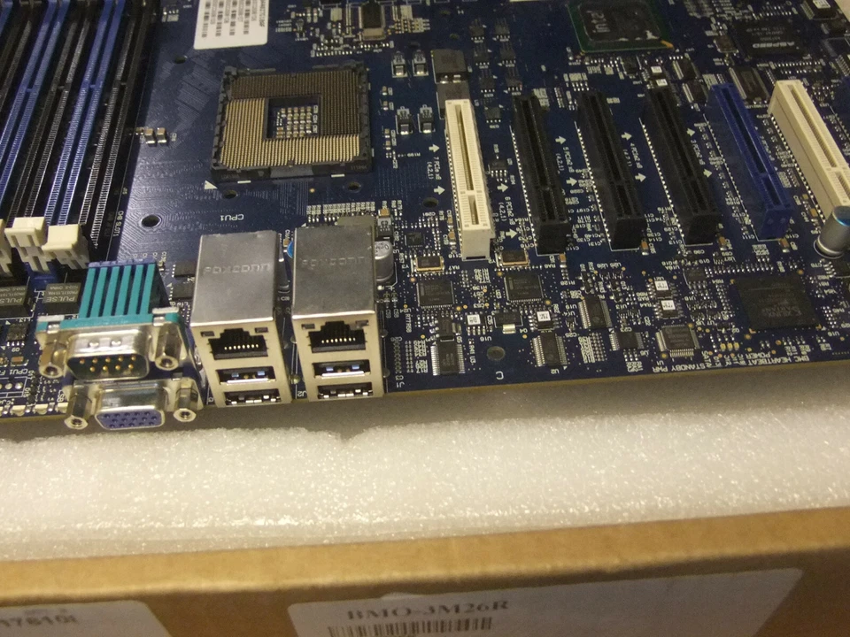 IBM/Xyratex Dual LGA1366 XEON E-ATX System Board/Motherboard P/N 0944037-02 - Image 2 of 4