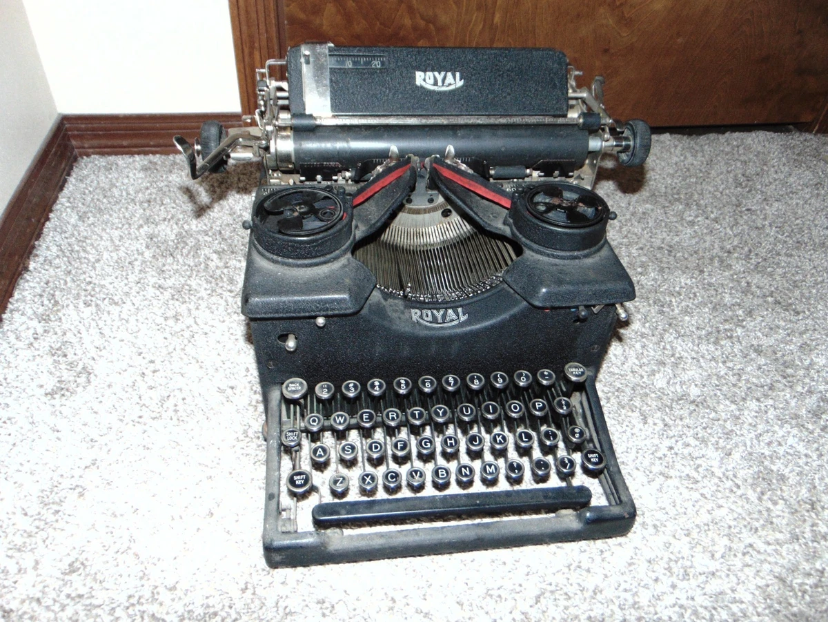 Royal Model 10 Typewriter In Collectible Typewriters for sale | eBay