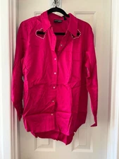 ATTITUDES by RENEE Woven Heart Cutout Button Front Shirt LIPSTICK PINK sz MEDIUM