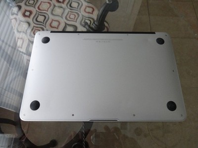 Apple MacBook Air 11 in 2013 Silver/Intel Core i5 1.3 GHz, 128 GB