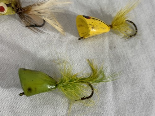 32 Stück - VINTAGE Fliegenfischen Fliegen - Forelle Panfish Barsch - Bild 16 von 19