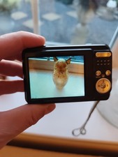 Fujifilm Finepix Av220, 14 MP Camera No Card Or Wires, Untested