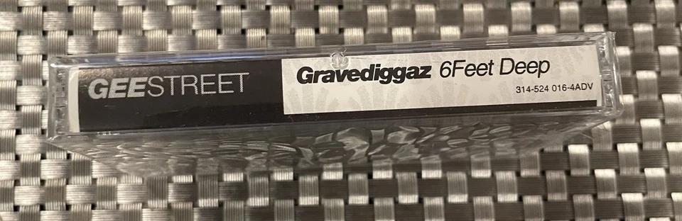 GRAVEDIGGAZ 6 FEET DEEP-PROMO TAPE-NEW SEALED-VERY RARE-1994 - Image 3 of 4