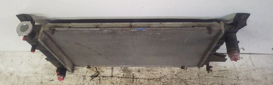 Radiador 5,0 L | Se adapta a Ford F250 F350 1990-1997 Foto 4 de 4