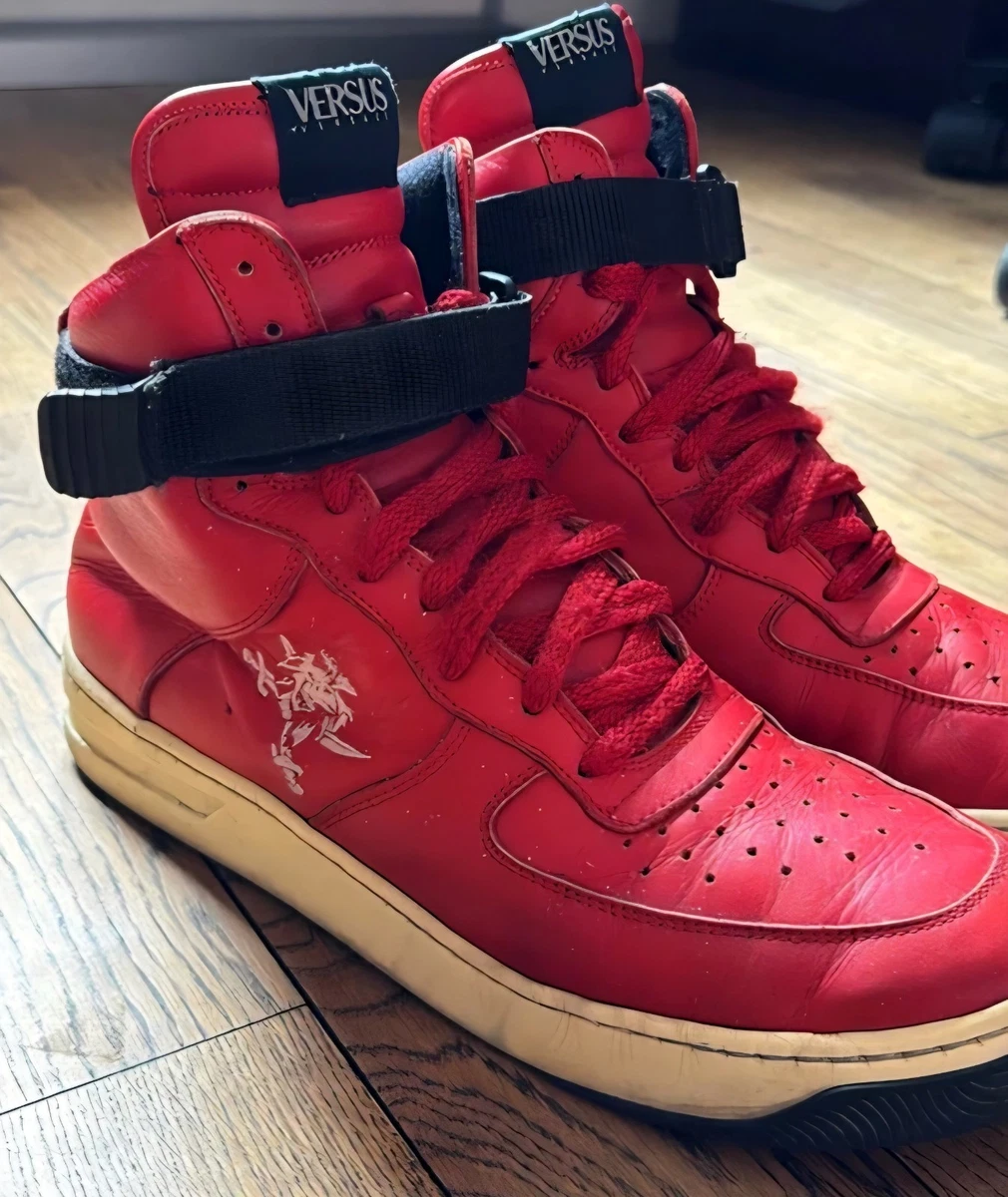 Zapatillas altas para hombre VERSUS VERSACE rojas número 45. Cuero rojo. Italia