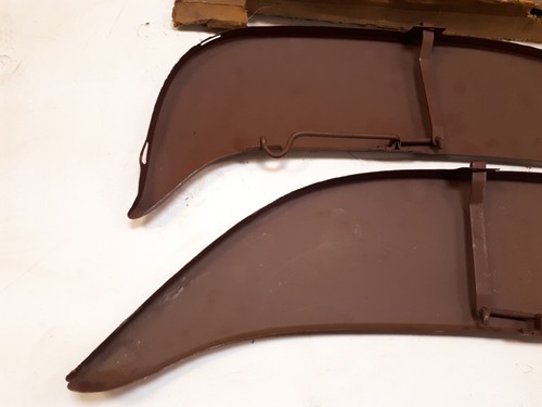 60 MERCURY FENDER SKIRTS 1960 MERC FACTORY STEEL Pair NOS C0MB-6427964-A FoMoCo - Picture 5 of 8