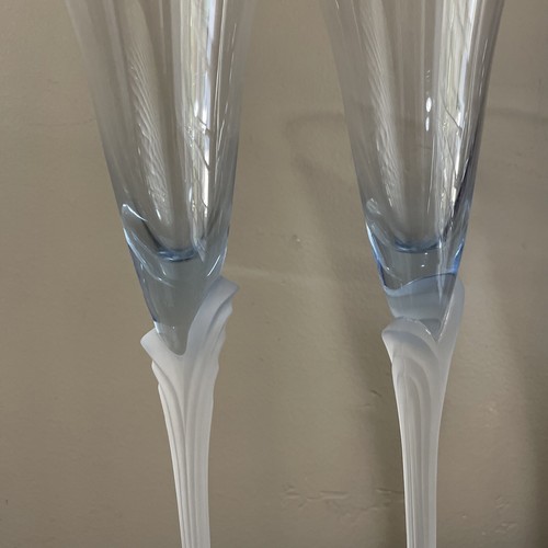 4 blaue Champagnerflöten Satin Tulpenstiel 11 Zoll