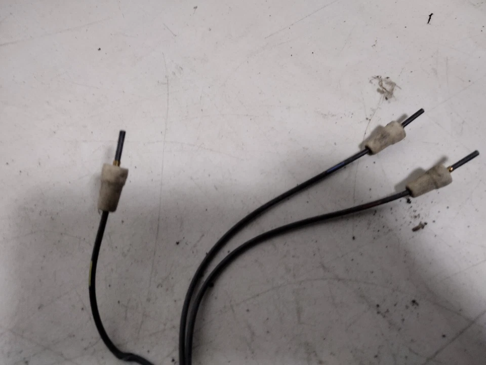 1993-1996 Cadillac Fleetwood brougham fiber optic turn signal cable RH Passenger - Image 3 of 4