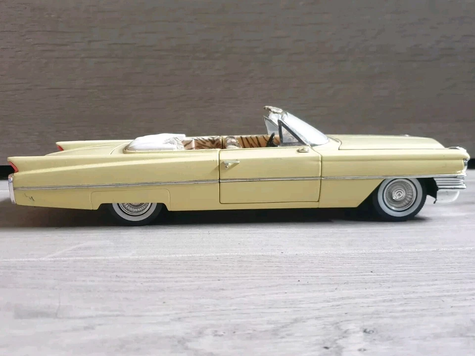 Figura Jada Scarface 62 Cadillac Serie 1:18 Al Pacino Estampado Tigre De Colección 2004 Foto 4 de 4