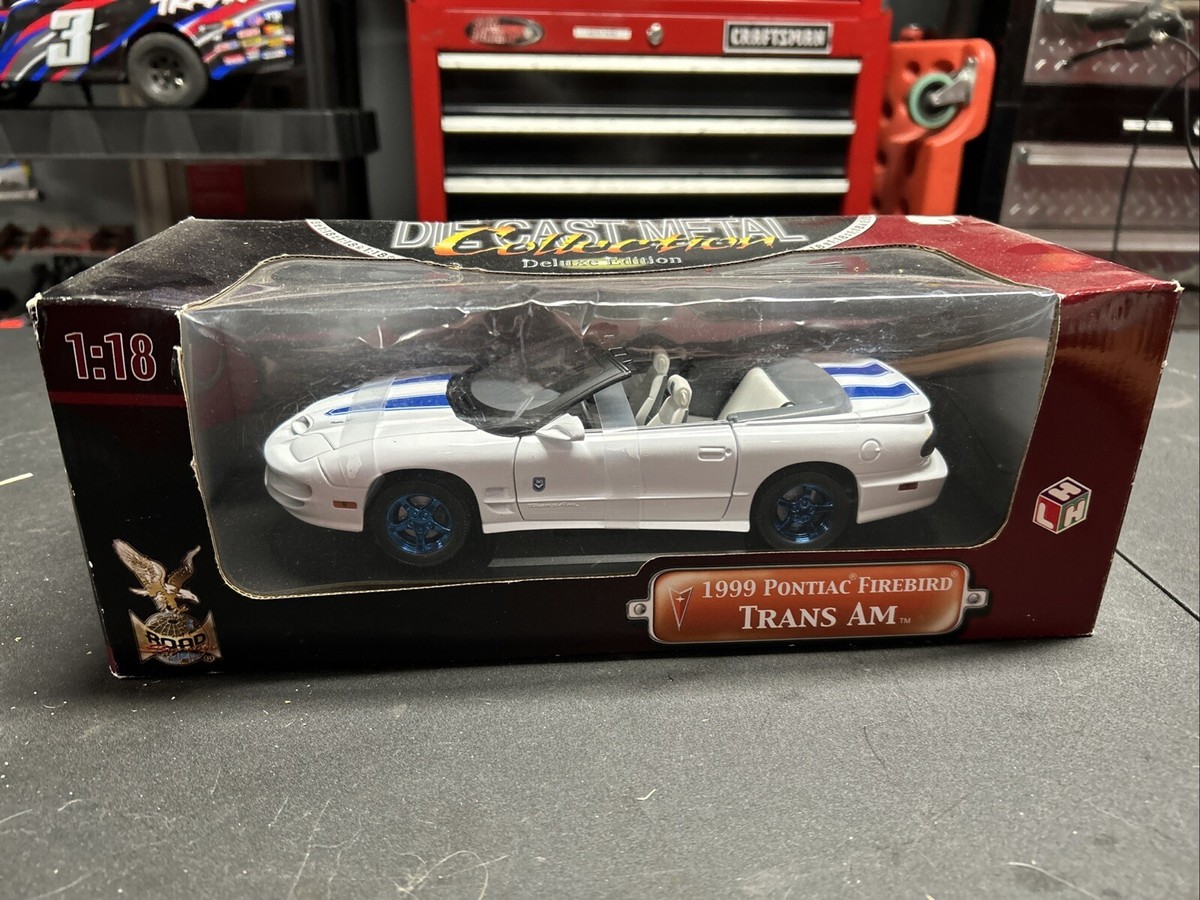 No297 ミニカー1/18 PONTIAC FIREBIRD TRANS AM 1987 PONTIAC FIREBIRD TRANS AM GTA RED 1:18 SCALE BY