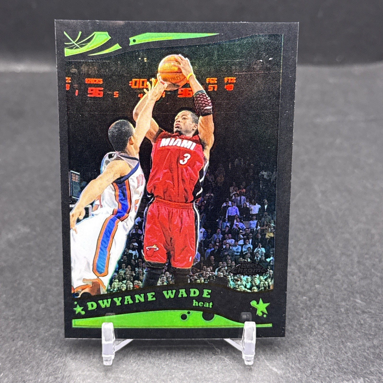 2005-06 Topps Chrome Dwayne Wade #51 Black Refractor SP 282/399 Heat DL1