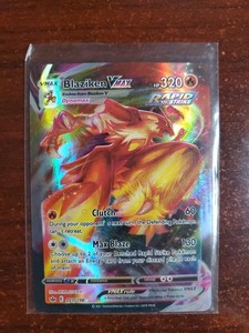 Blaziken Vmax