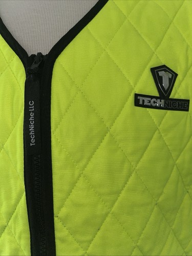 OccuNomix TechNiche Evaporative Cooling Vest - Picture 2 of 6