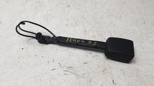 schiene gurtschloss v.l. VOLKSWAGEN TOURAN 5T1 2.0 TDI 5TA857755A mocep1529863