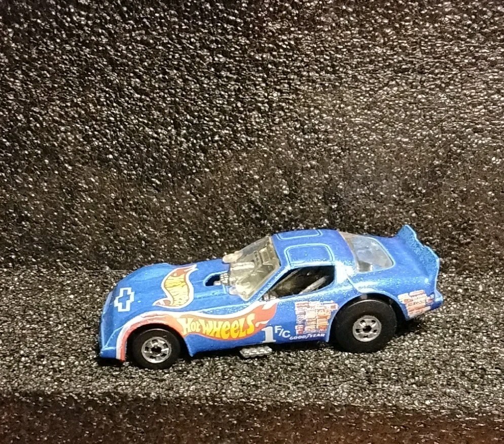 Picture 1 of 6