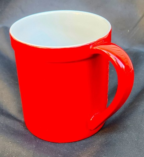 Starbucks 2012 rojo 16 oz. Taza con letras elevadas (usada en excelente estado) - Imagen 4 de 6