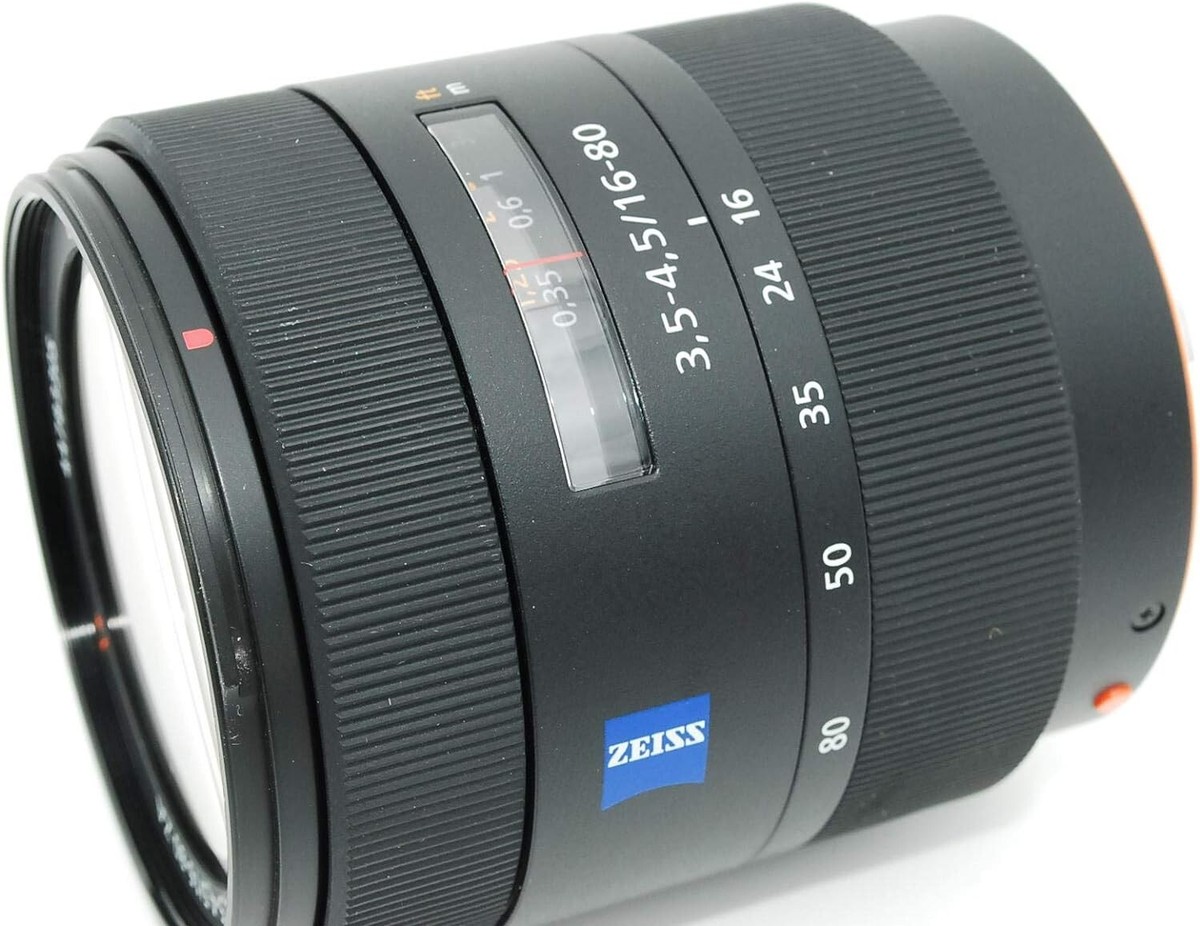 SONY standard zoom lens Vario-Sonnar T*DT 16-80 mm F-3.5-4.5 ZA