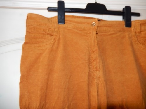 Damen Cordhose Curry Bexleys Gr. 46 neuwertig - Bild 2 von 2
