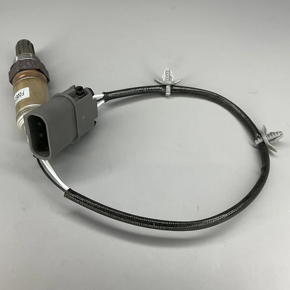 For Infiniti I30 Q45 QX4 Nissan Pathfinder OE GENUINE F00E260919 Oxygen Sensor - Image 3 of 4