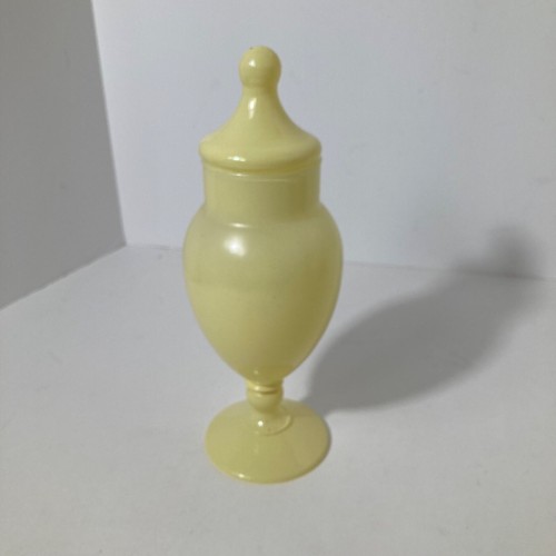 Vintage MCM Apothecary Glass Jar Lidded Footed Bon Bon Yellow 8.5" #1 - Picture 3 of 8