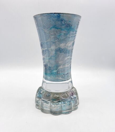 Vase diabolo en verre laqué aux tons bleus signé Jean Noël Bouillet XXème - Afbeelding 1 van 6