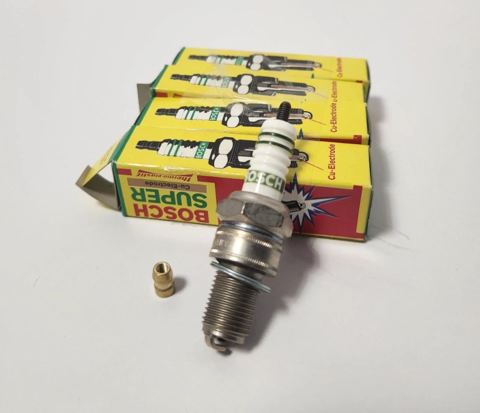 Juego de 4 bujías de cobre Bosh SUPER resistencia WR9CC Foto 3 de 4